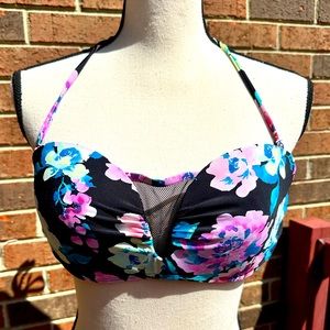 No boundaries size XL bikini top and WOT